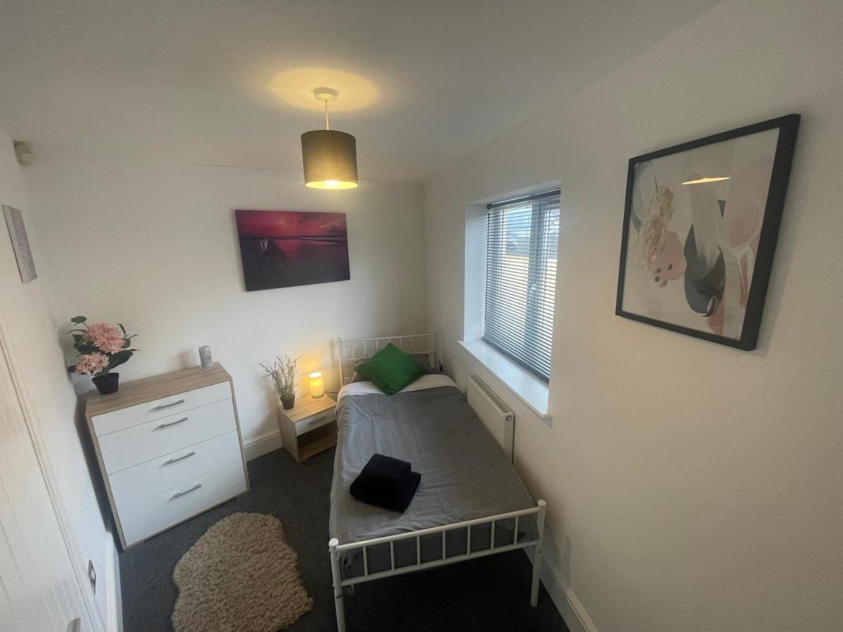 Two Bedroom Detached Modern Bungalow Close To Plymouth Argyle Fc Exteriér fotografie